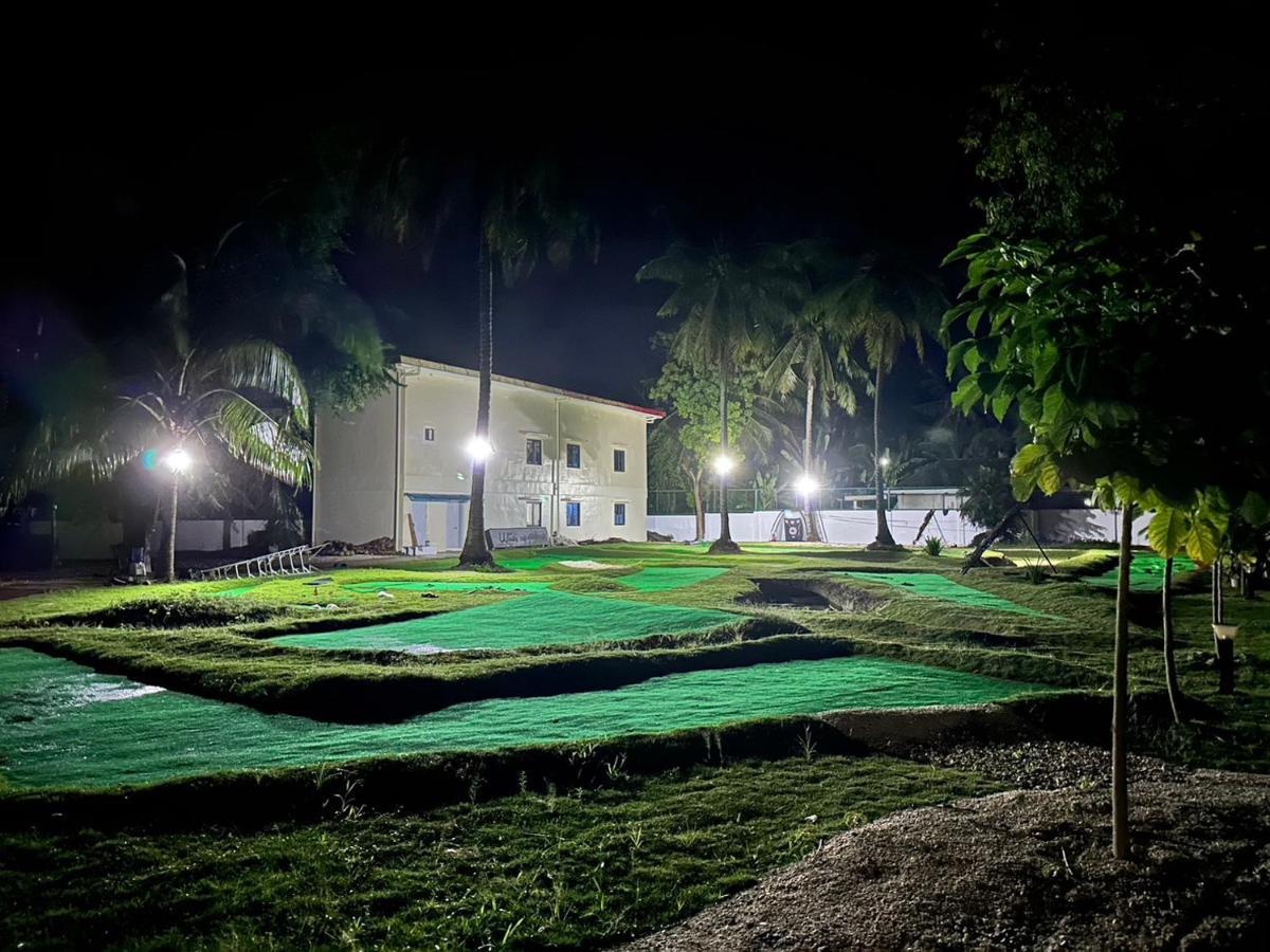W Golf Resort Oslob Bagian luar foto