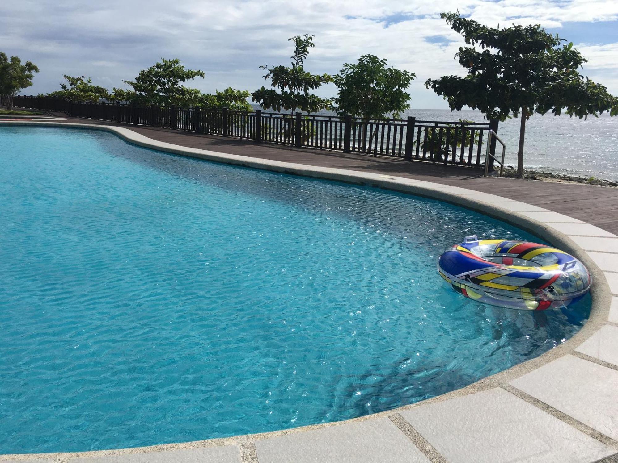 W Golf Resort Oslob Bagian luar foto