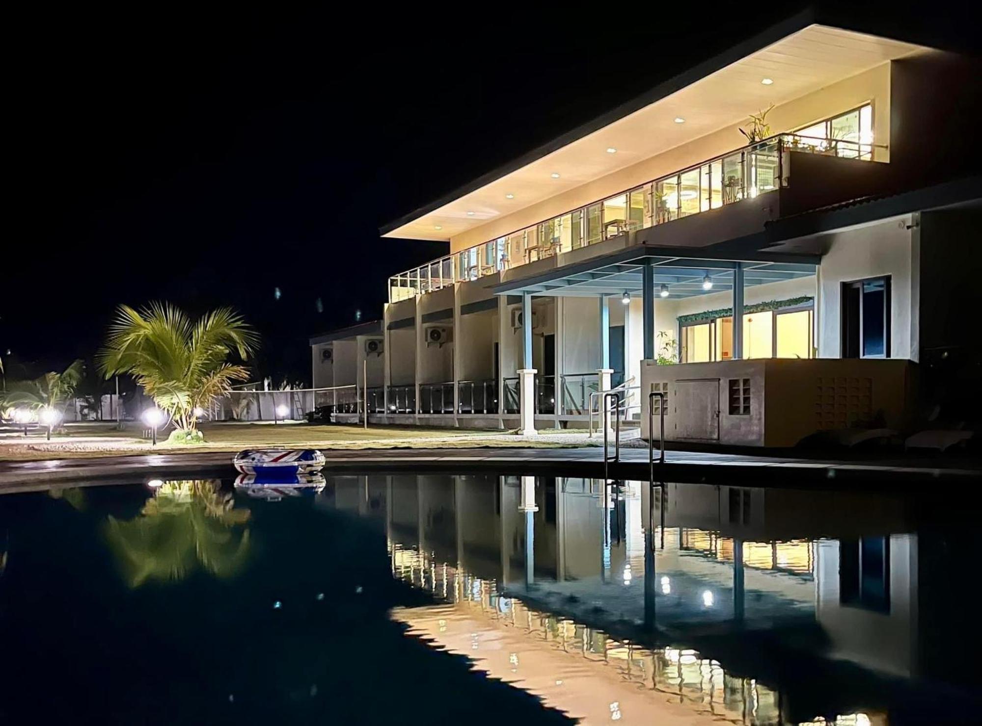 W Golf Resort Oslob Bagian luar foto