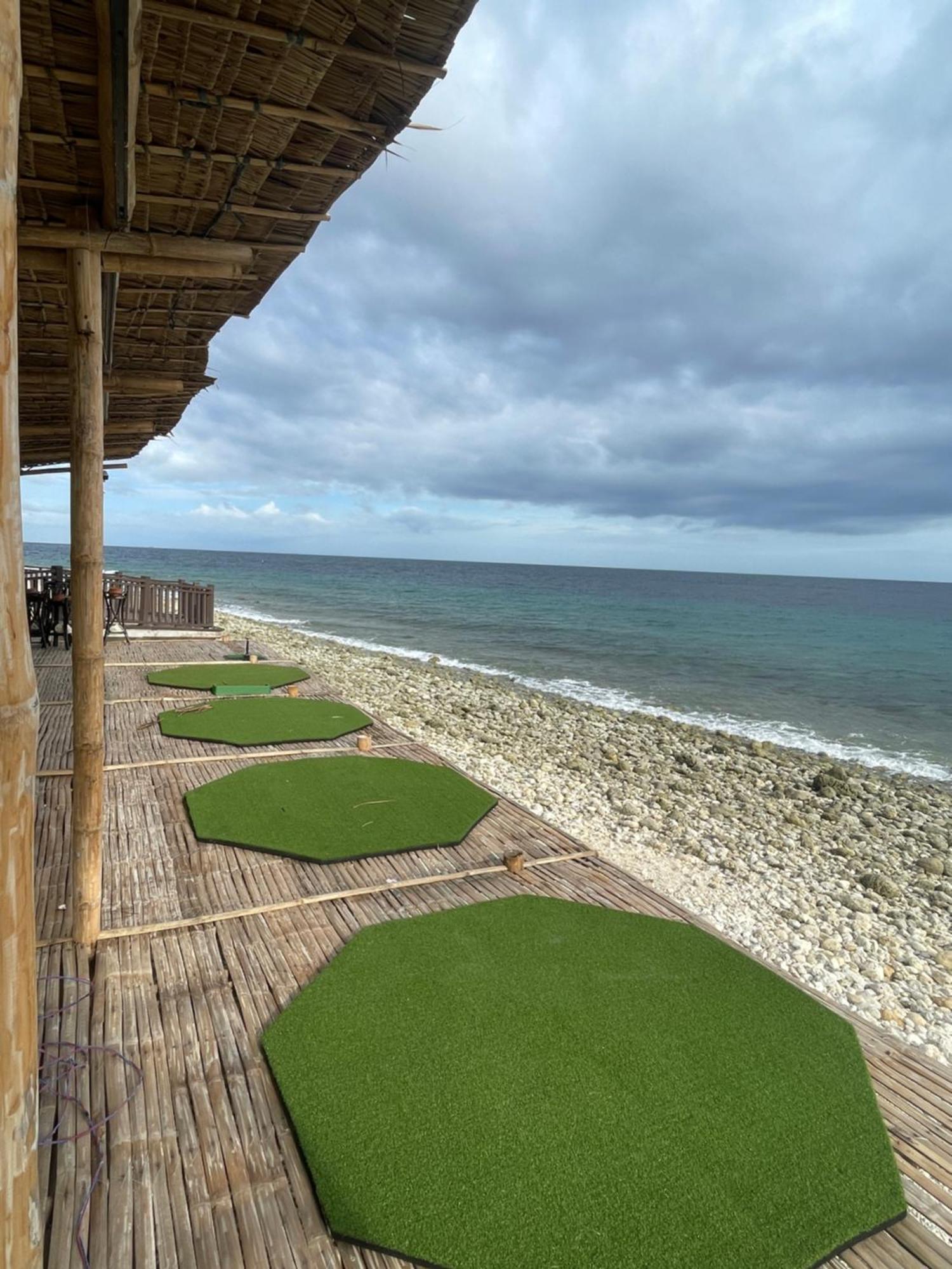 W Golf Resort Oslob Bagian luar foto