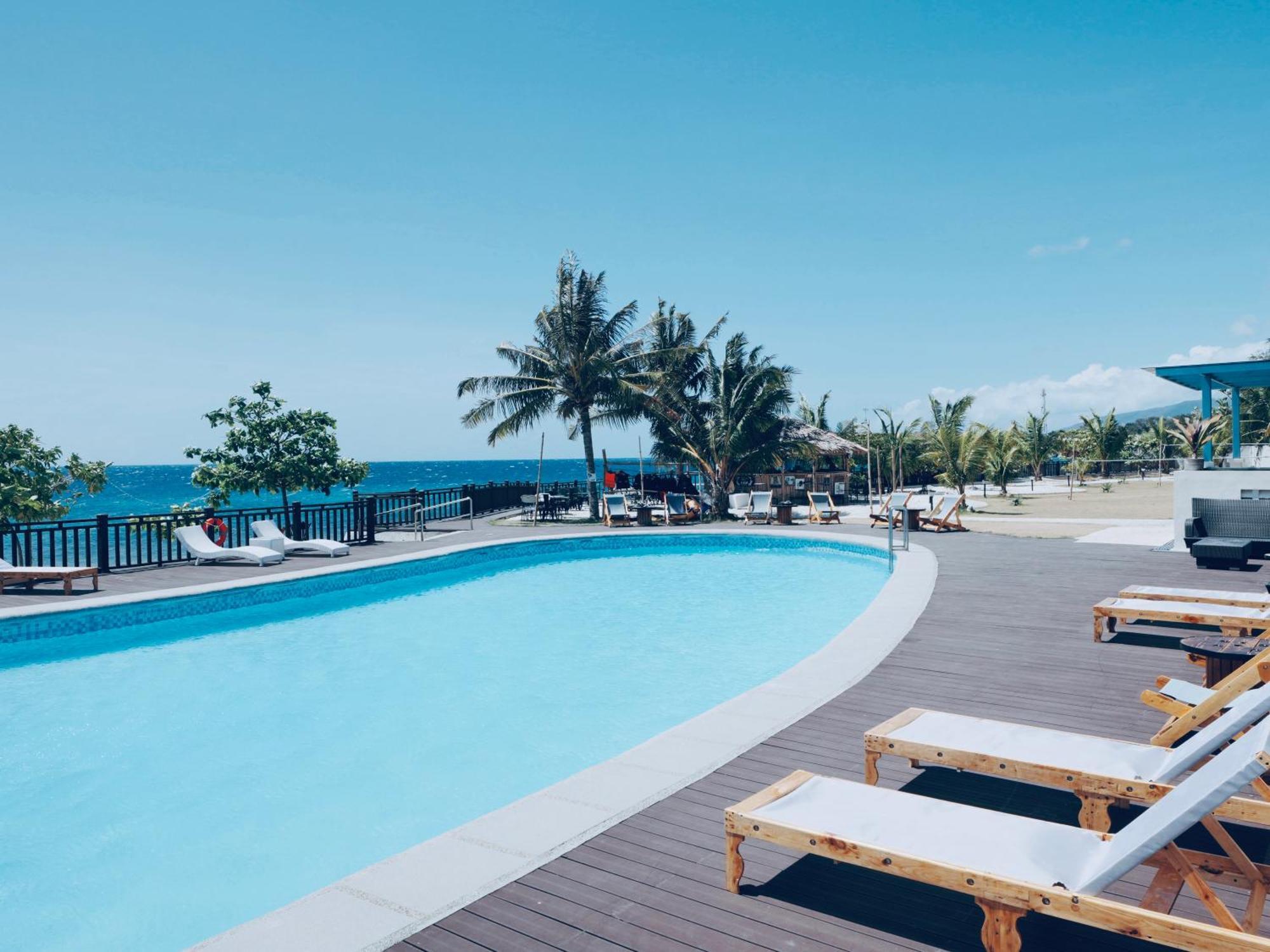 W Golf Resort Oslob Bagian luar foto